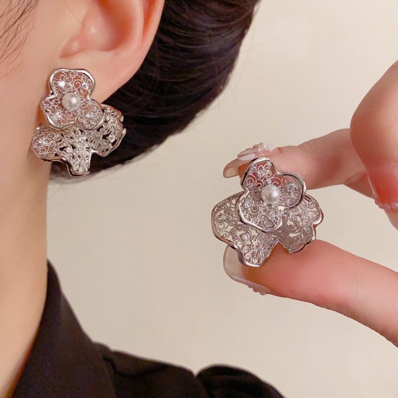 Luxury Hollow Metal Petal Two-Way Stud Earrings – Floral Design