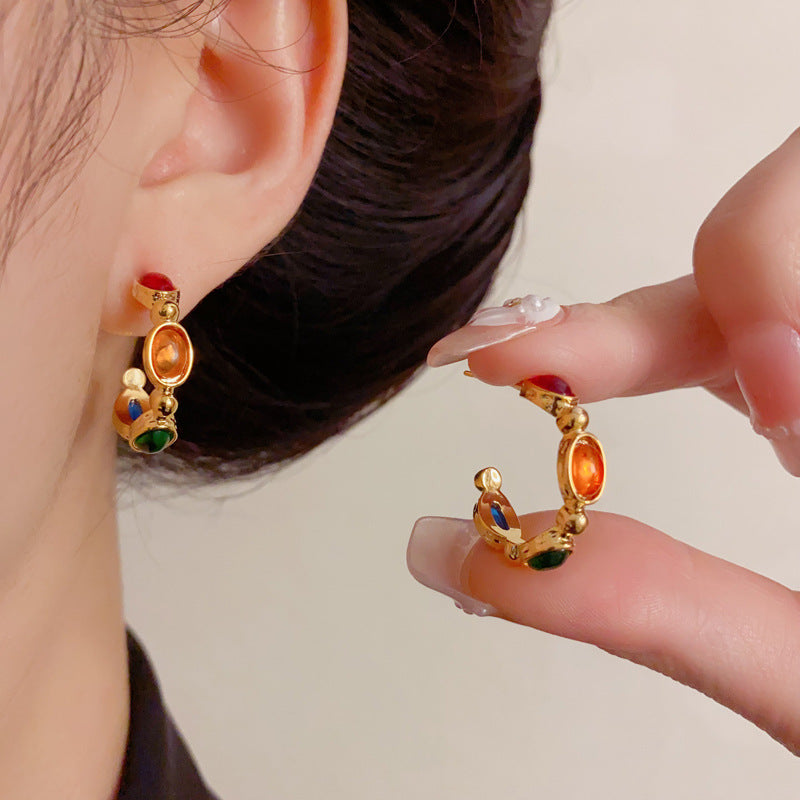 Elegant Colorful Metal C-Hoop Earrings – French Retro Design