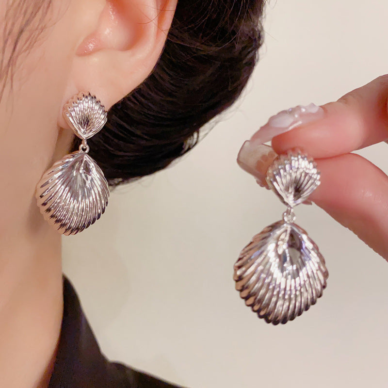 Elegant Textured Metal Shell Drop Earrings – Geometric Design