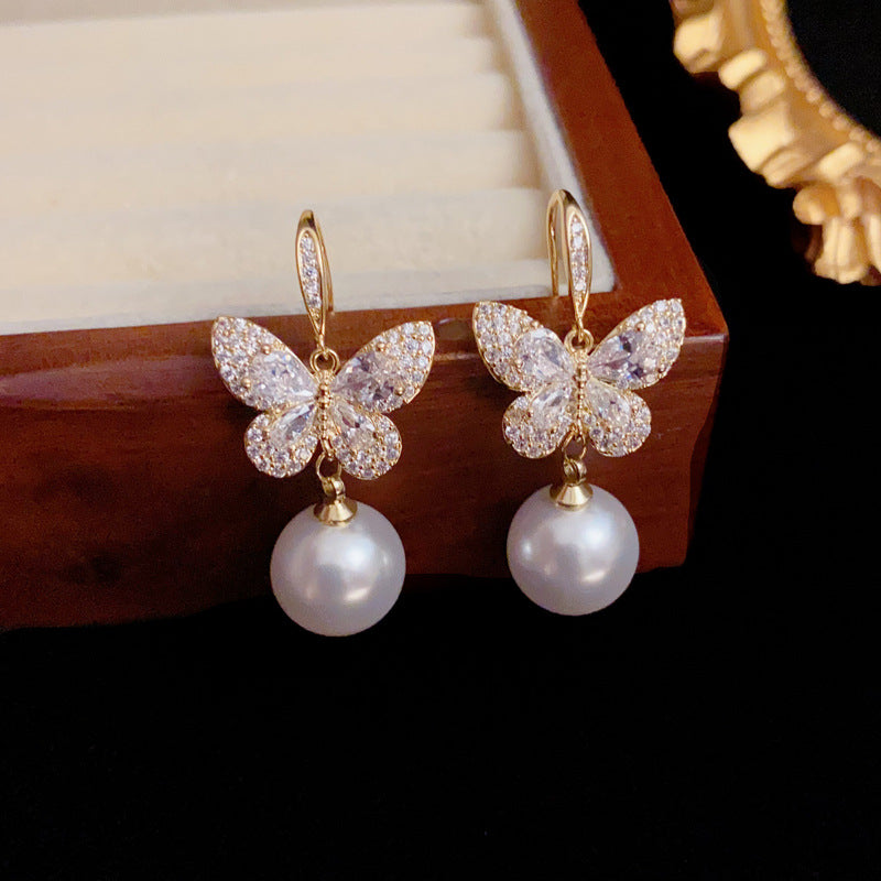 Luxury Zircon Butterfly & Pearl Drop Earrings – Elegant Design