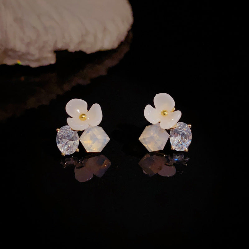 Pink Flower Zircon & Square Crystal Earrings – Elegant Floral Design