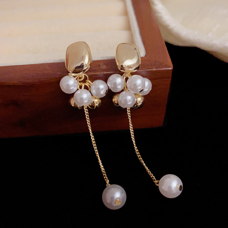 Luxury Metal Geometric Pearl Long Tassel Earrings – Elegant Design