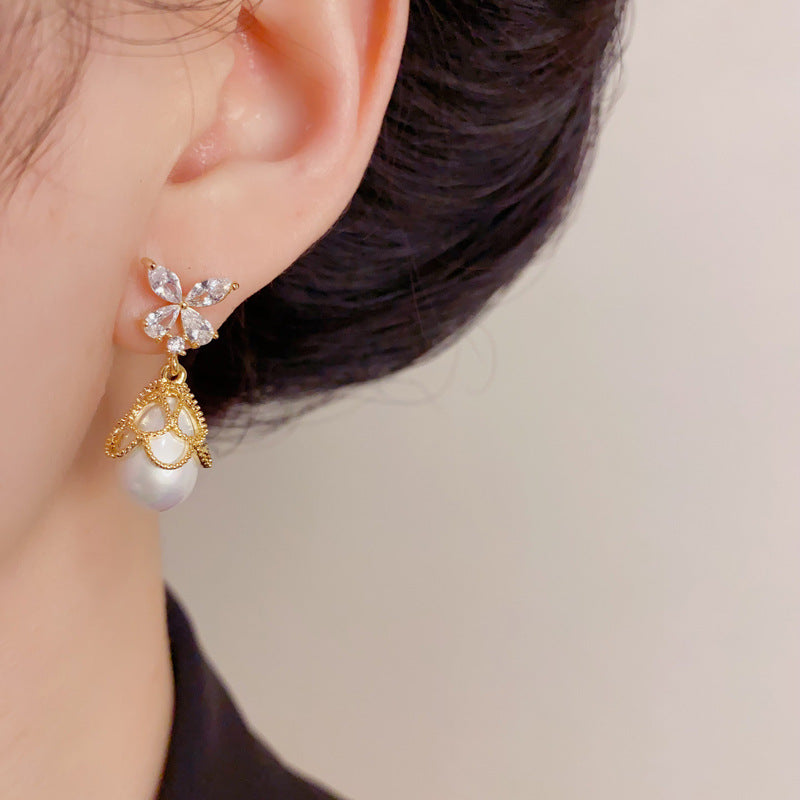 Eaioncol Butterfly Lace Pearl Drop Earrings Gold Silver