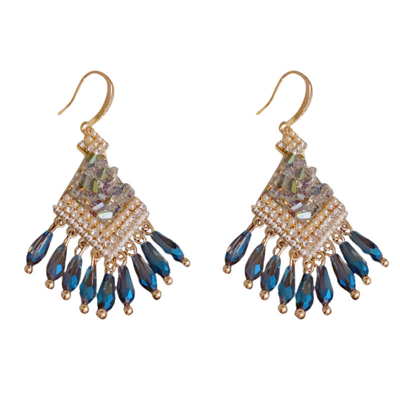 Luxury Diamond-Shaped Crystal Tassel EarHook Earrings – Elegant Design