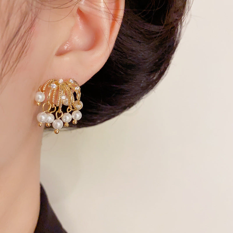 Elegant Firework Pearl Tassel Drop Earrings – Floral Design