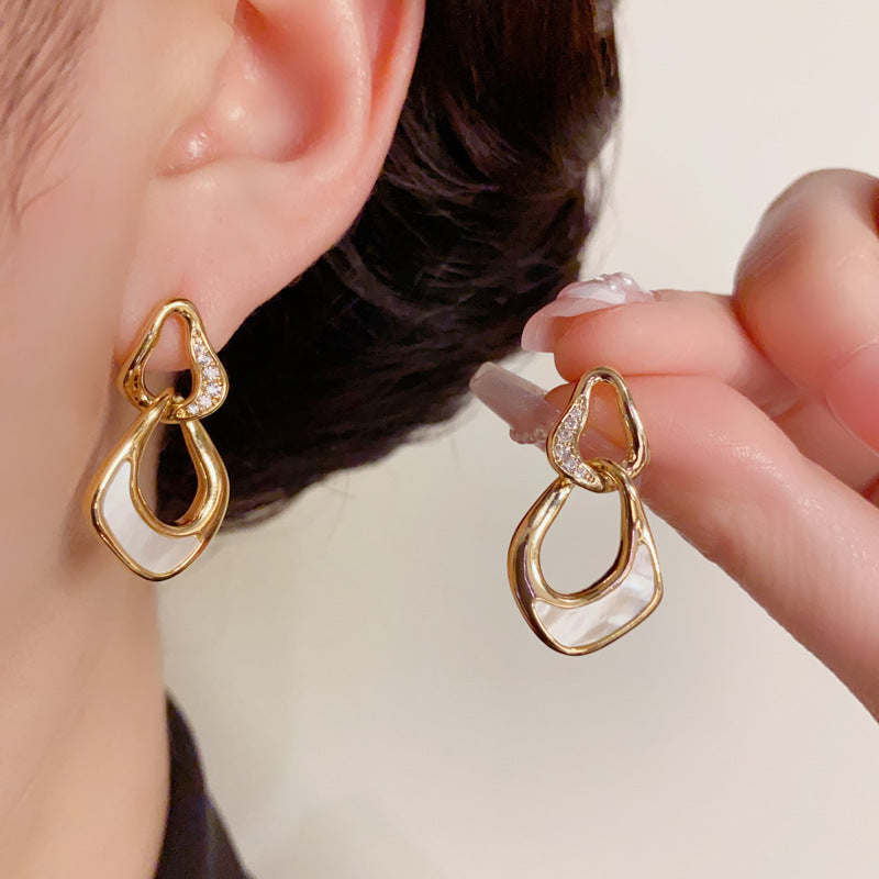 14K Gold-Plated Double Hoop Geometric Shell Earrings – Elegant Design
