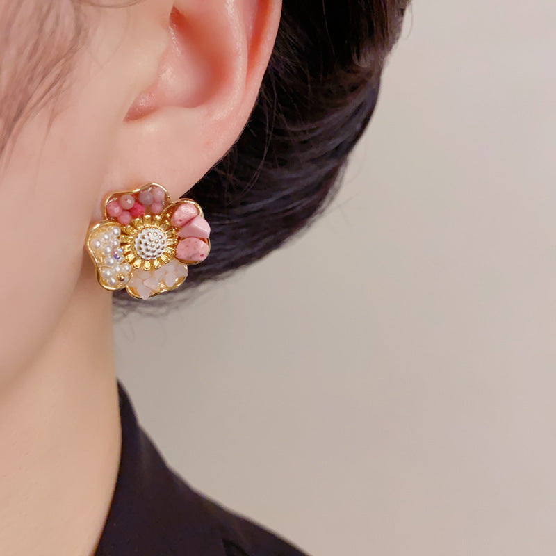 Eaioncol Vintage Crystal Bead Stone Petal Stud Earrings Gold