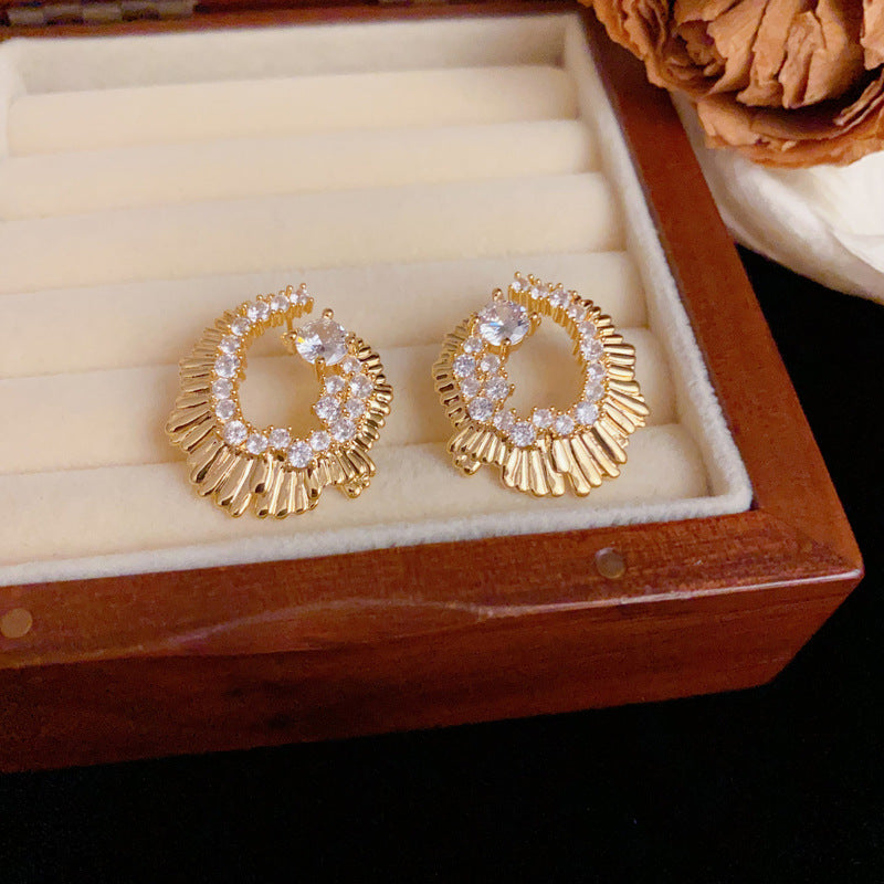 Luxury Zircon Metal Irregular Earrings – Geometric Elegant Design