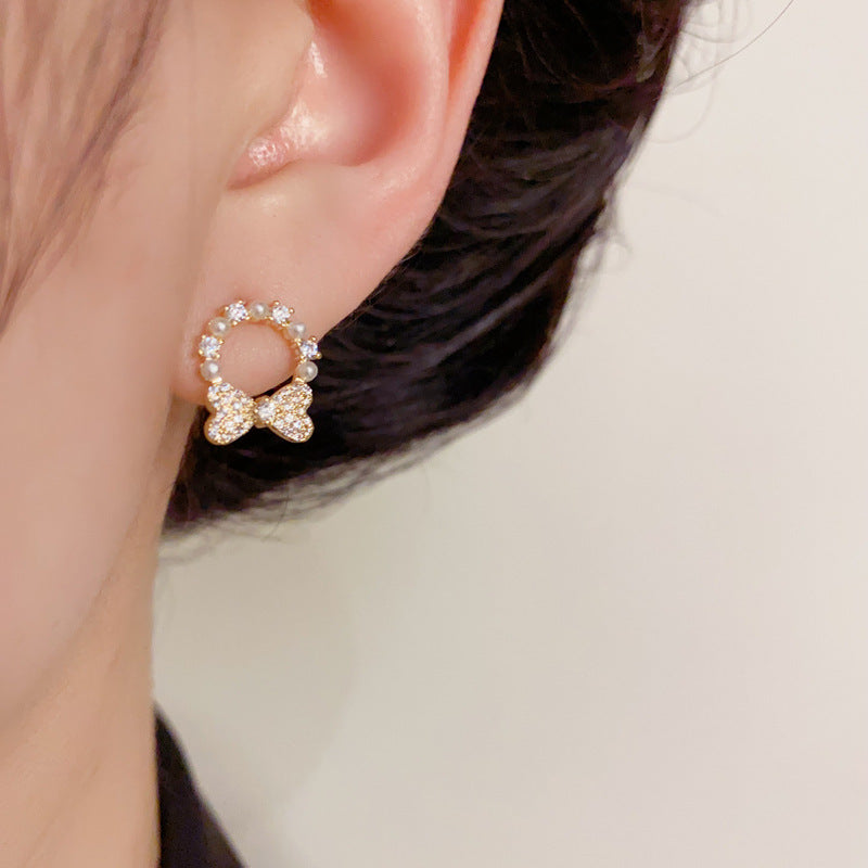 14K Gold-Plated Zircon Pearl Bow Hoop Earrings – Elegant Chic Design