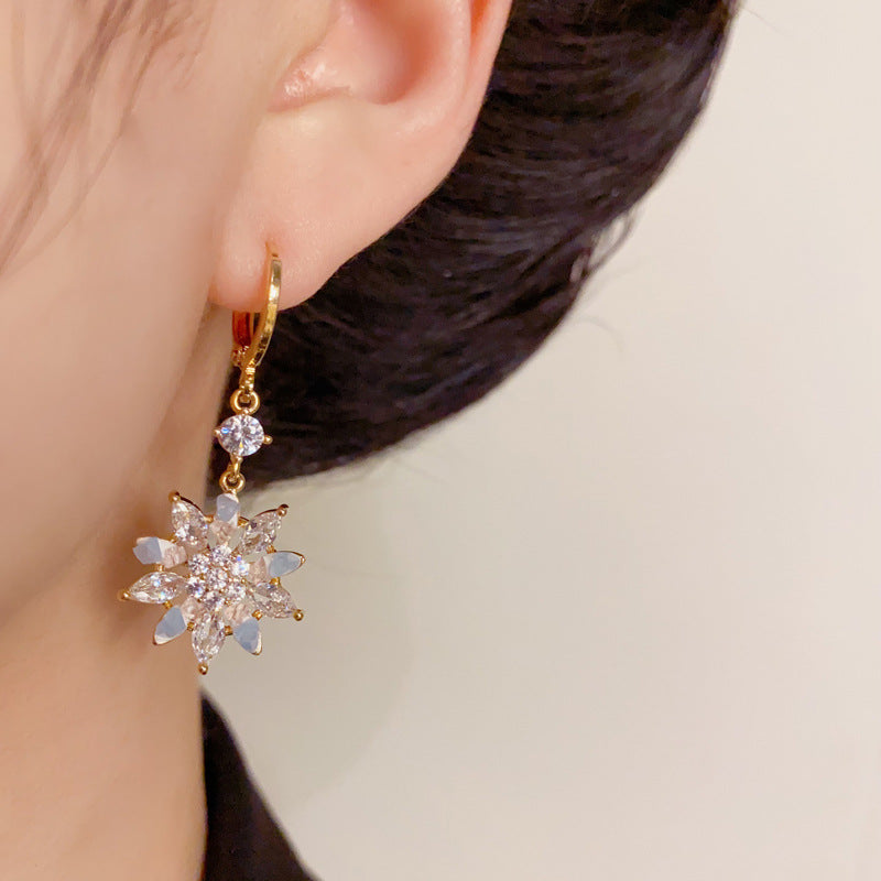 14K Gold-Plated Sparkling Sunflower Jewelry Set– Elegant Floral Design