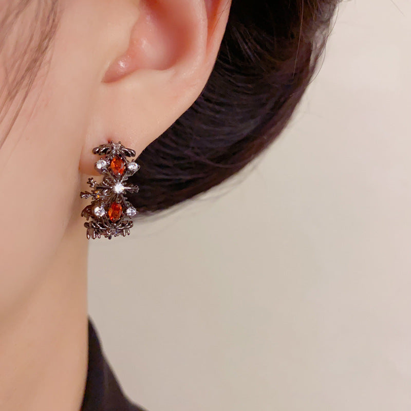 Luxury Full-Zircon Snowflake C-Hoop Earrings – Elegant Design