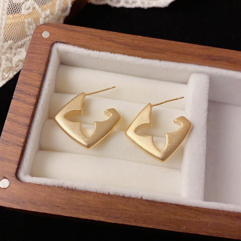 Elegant Matte Gold Rhombus Hoop Earrings – Bold Geometric Design