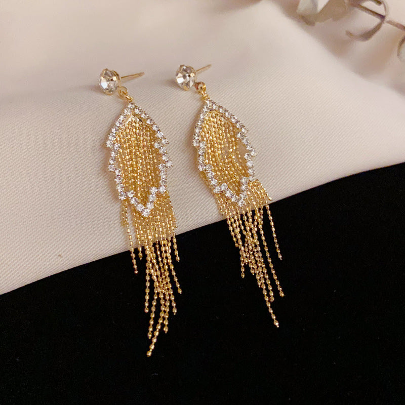 14K Gold Luxury Hollow Leaf Tassel Drop Earrings – Elegant Design