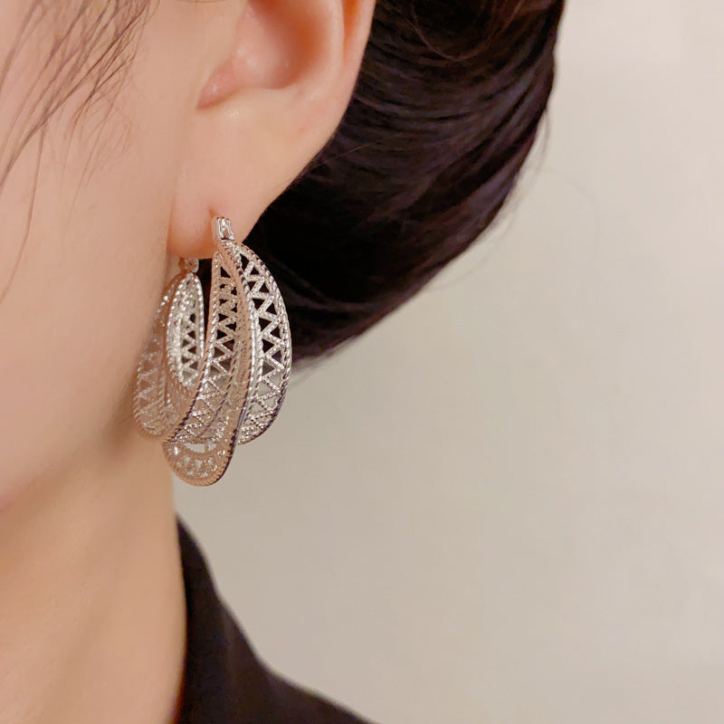 Luxury Thick Silver Geometric Hoop Earrings – Elegant Design