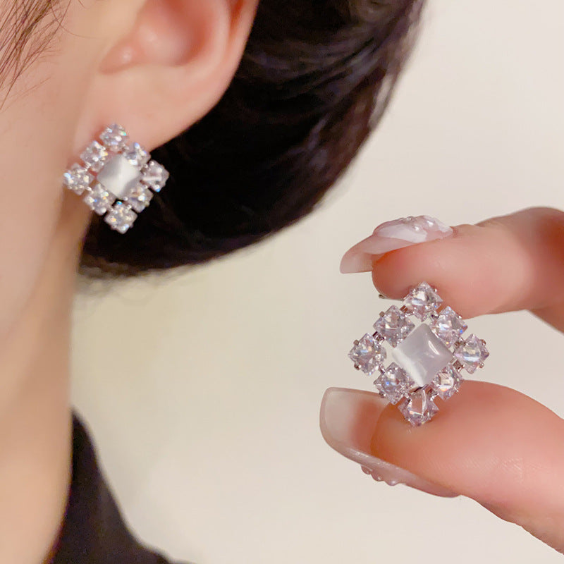 14K Gold Full Rhinestone Diamond-Shaped Earrings – Elegant Sparkle