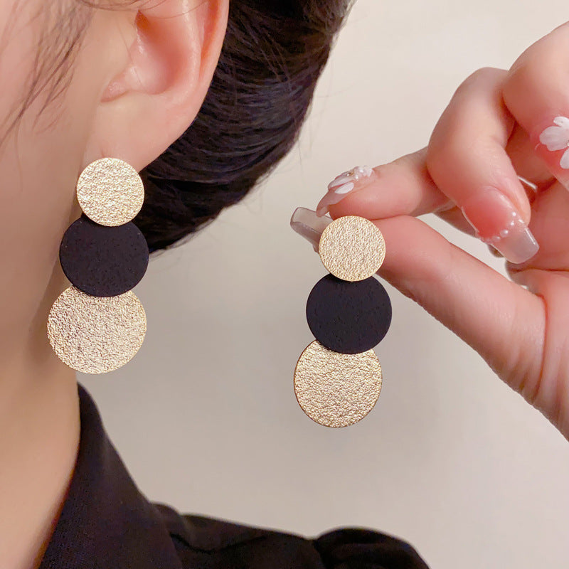 Luxury Matte Color-Block Disc Tassel Drop Earrings – Exaggerat Design