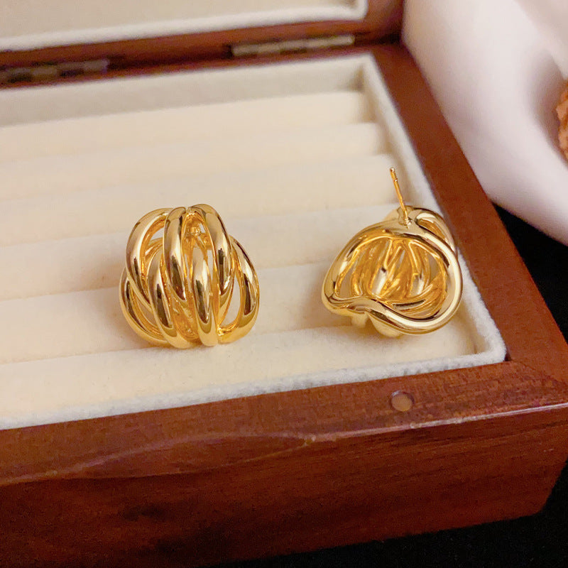 18K Gold Vintage Metal Line Geometric Stud Earrings – Elegant Design