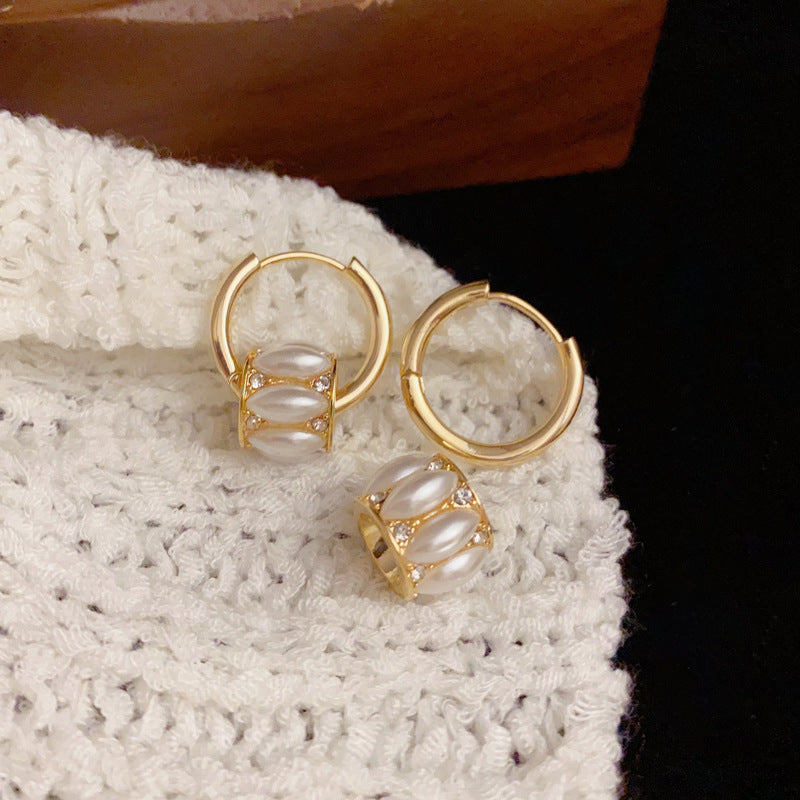 Elegant Pearl Round Ring Dual-Wear Gold Earrings – Geometric Design