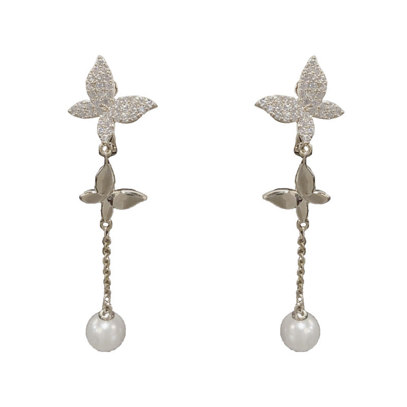 14K Gold Zircon Butterfly Tassel Ear Clip - Chic Elegance Design