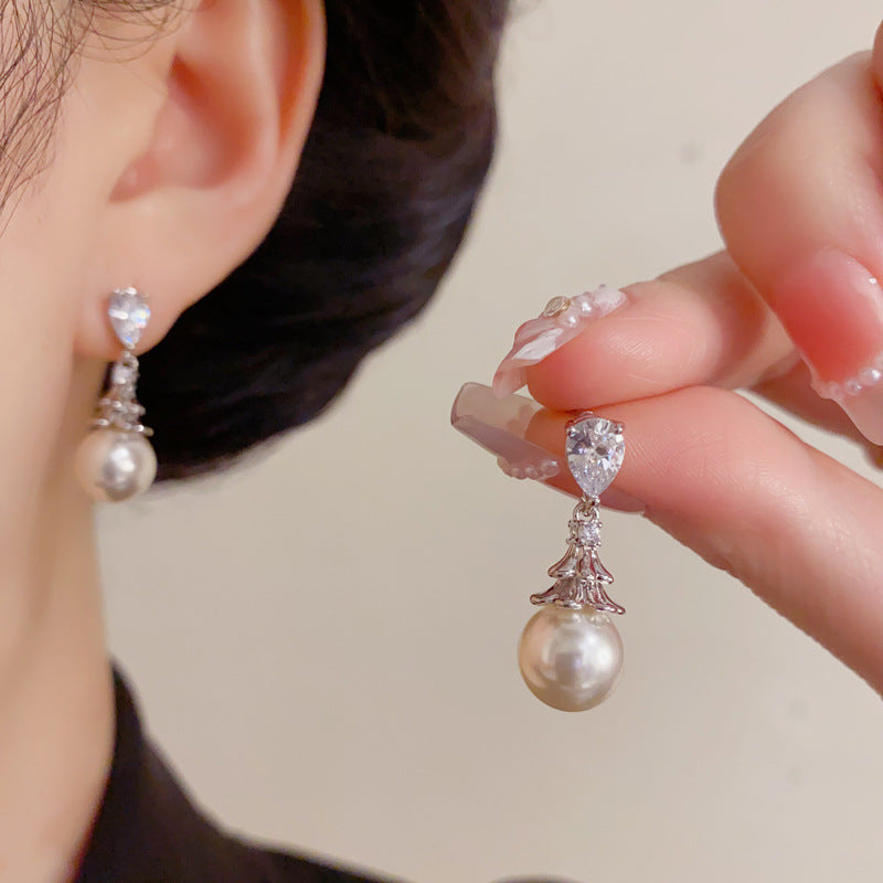 Eaioncol Teardrop Pearl Tassel CZ Earrings Gold