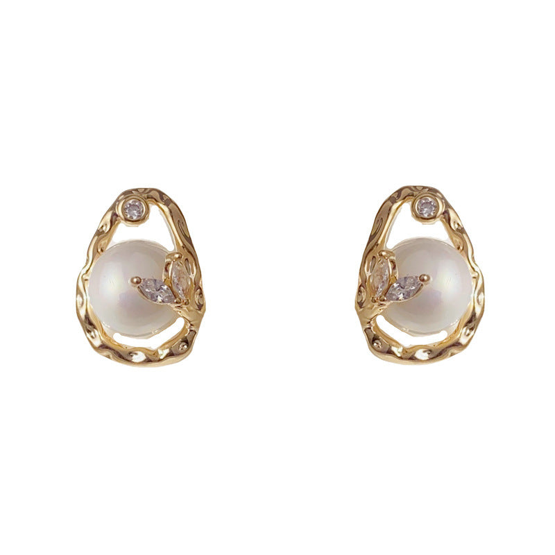 Luxury Zircon Metal Teardrop Pearl Stud Earrings – Geometric Design