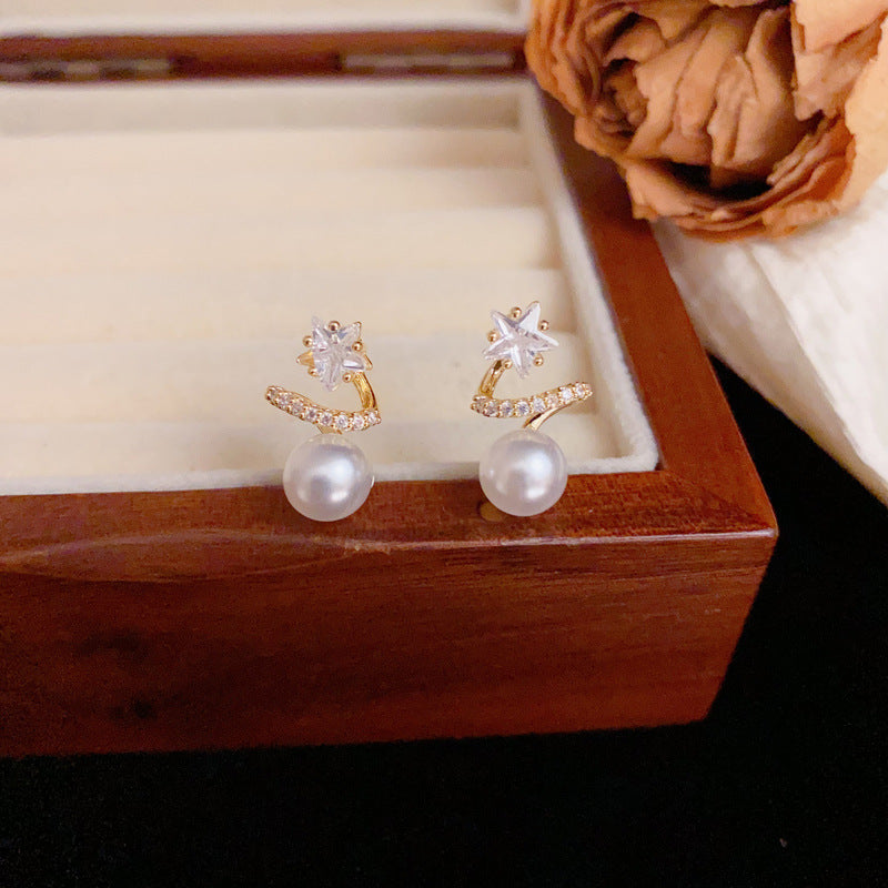 Luxury Zircon Star-Shaped & Pearl Stud Earrings – Elegant Design