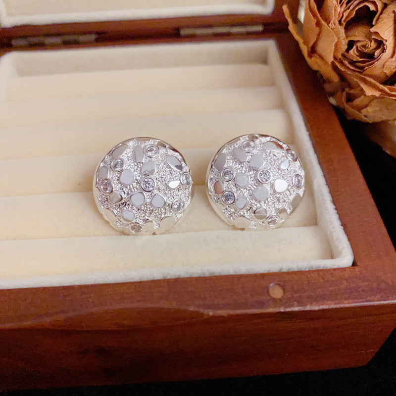 Luxury Full-Zircon Textured Round Stud Earrings – Elegant Design
