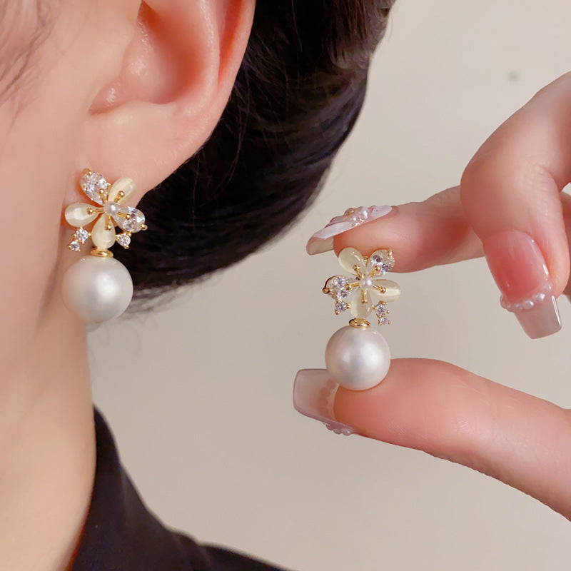 Eaioncol Floral Petal Pearl Stud Earrings Gold