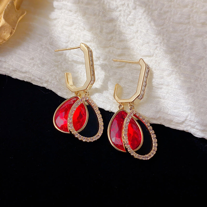 Luxury Zircon Teardrop Drop Earrings – Elegant Design