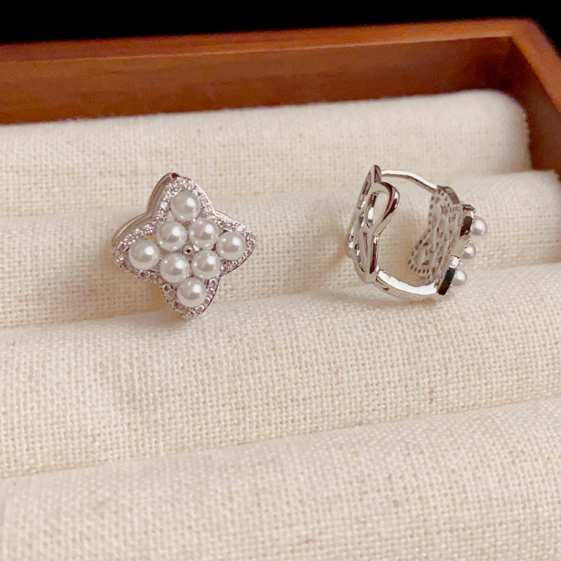 Elegant Micro-Zircon & Pearl Four-Leaf Flower Earrings – Floral Design