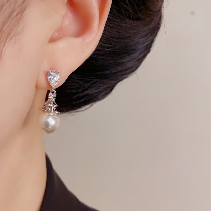 Eaioncol Teardrop Pearl Tassel CZ Earrings Gold