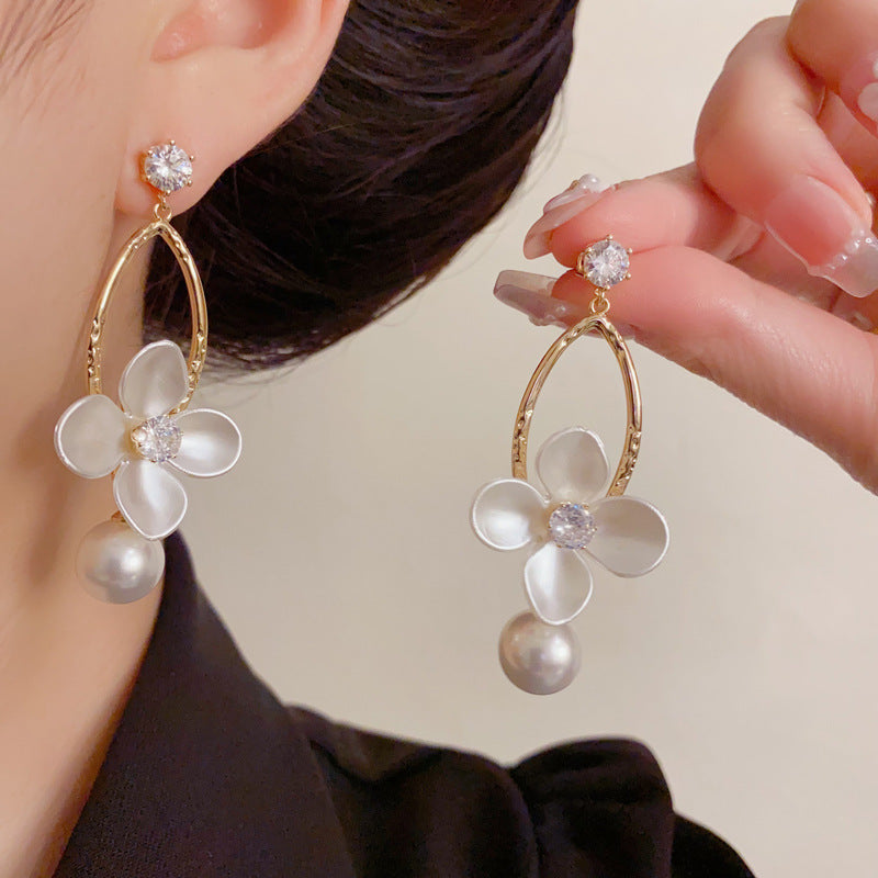 Luxury Teardrop Petal Pearl Drop Earrings – Elegant Floral Design
