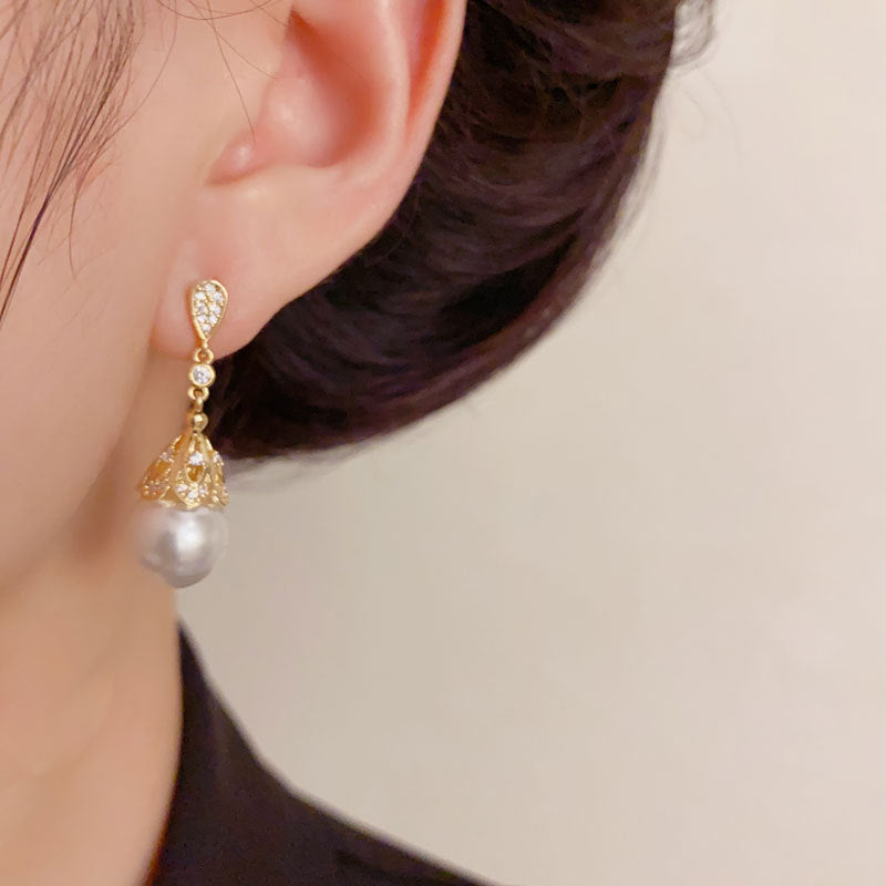 Elegant Zircon Teardrop Pearl Drop Earrings – Geometric Design