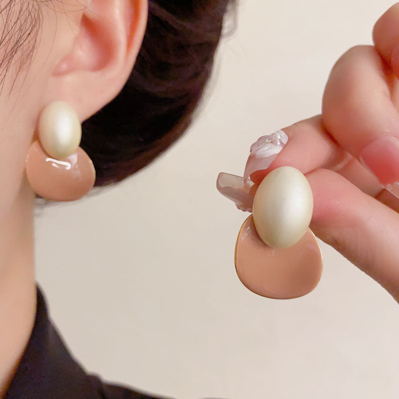 Luxury Geometric Color-Block Oval Stud Earrings – Elegant Design