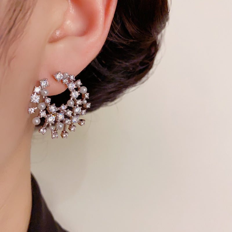 14K Gold-Plated Full Rhinestone Pearl C-Shaped Earrings – Chic Design