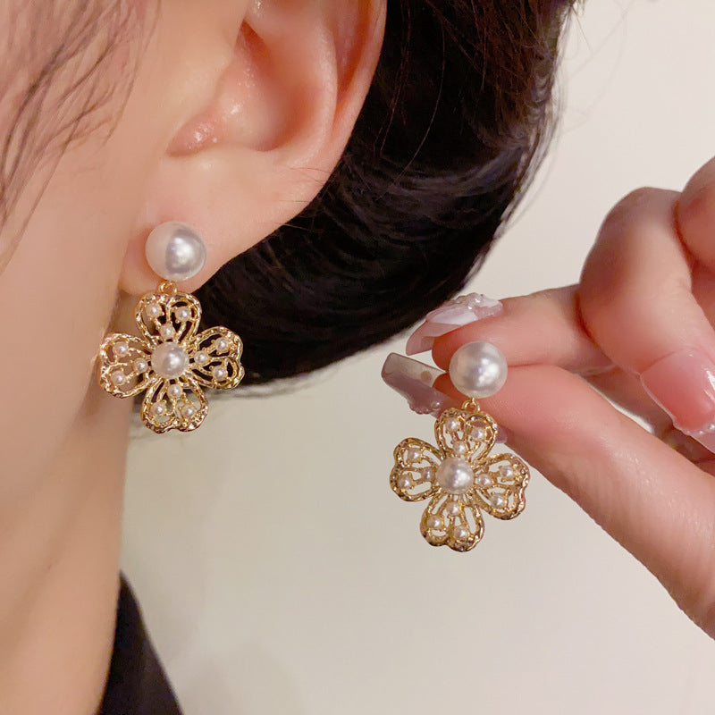 Luxury Pearl & Hollow Four-Leaf Flower Drop Earrings – Floral Design