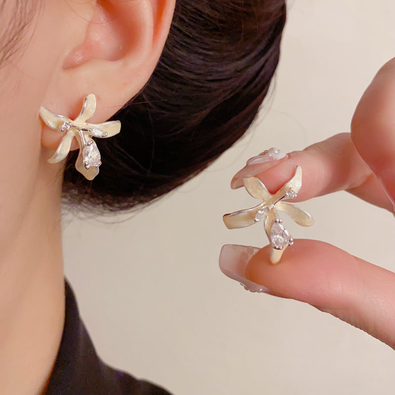 Luxury Zircon Iris Flower Stud Earrings – Floral Design