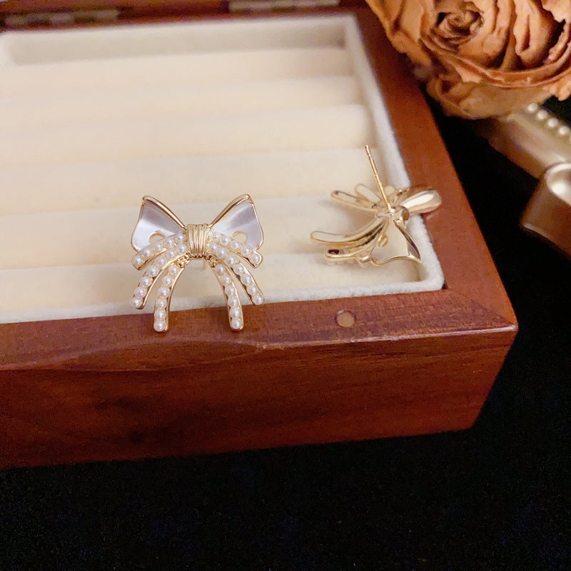 Luxury Pearl & Bow Stud Gold Earrings – Elegant Design