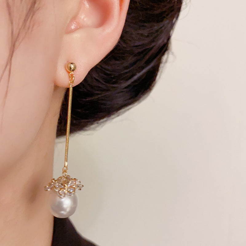 14K Gold-Plated Zircon Flower Pearl Tassel Earrings – Elegant Design