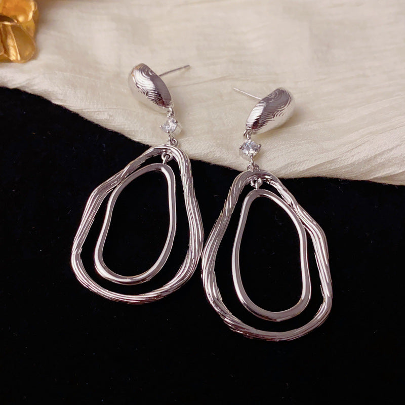 Luxury Irregular Geometric Metal Drop Earrings – Elegant Design