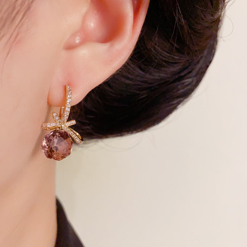 Luxury Zircon Bow & Square Diamond Ear Cuff Earrings – Elegant Design