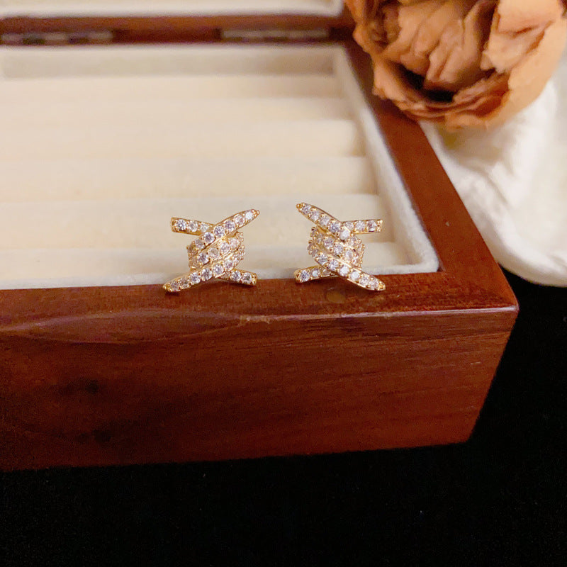 Luxury Full-Zircon Winding Camellia Stud Earrings – Geometric Design