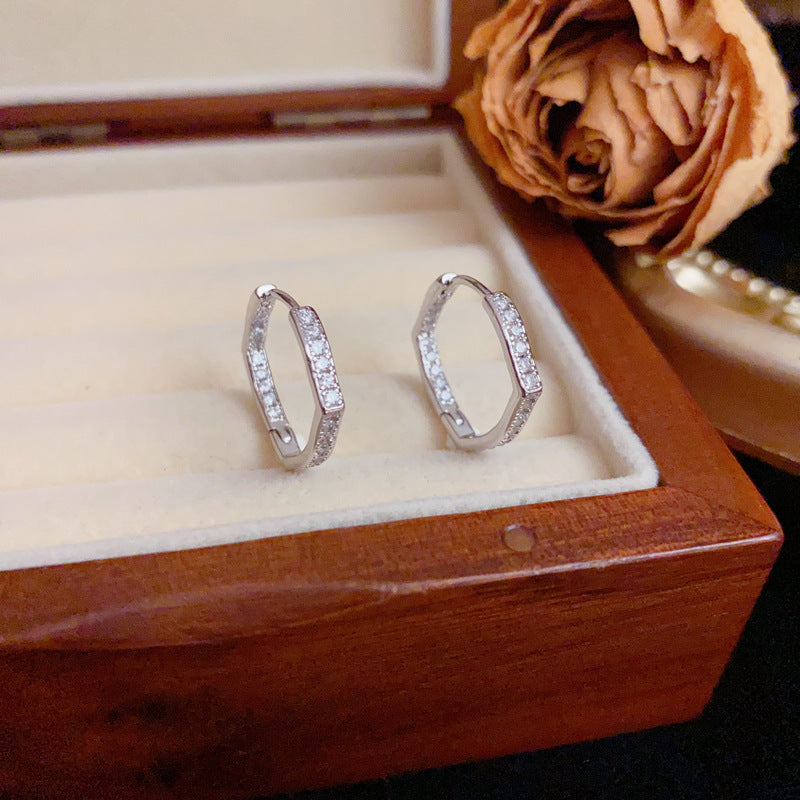 Elegant Full-Zircon Geometric Round Earrings – Silver Needle Design