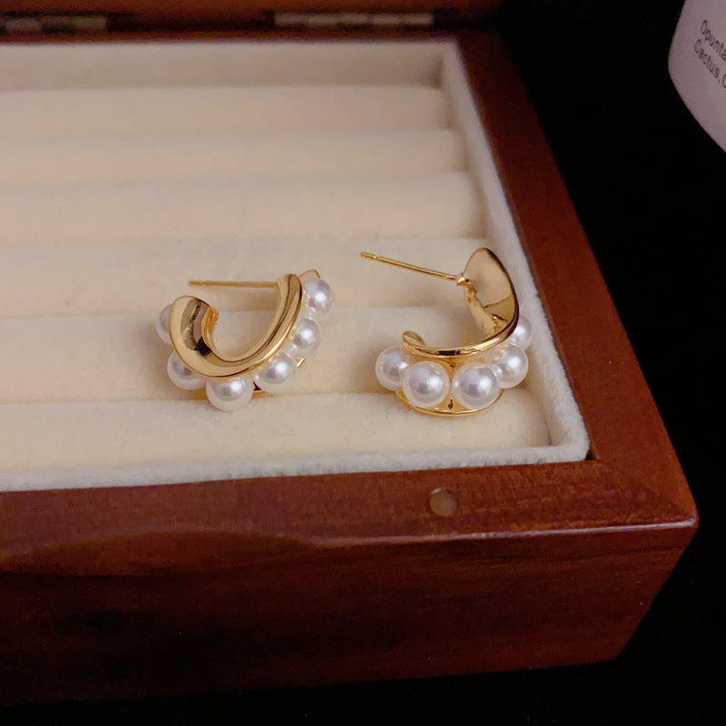 14K Gold-Plated Metal Pearl C-Shaped Hoop Earrings - Elegant Design