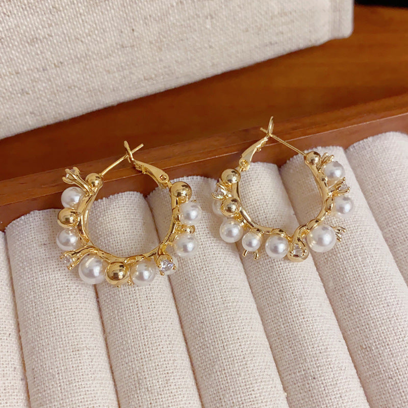 Luxury Zircon Pearl Metal Hoop Earrings – Elegant Design