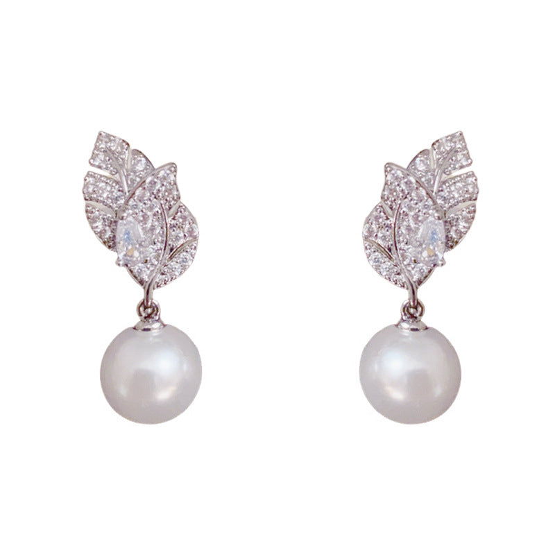 Luxury Full-Zircon Leaf & Pearl Drop Elegant Earrings – Floral Design