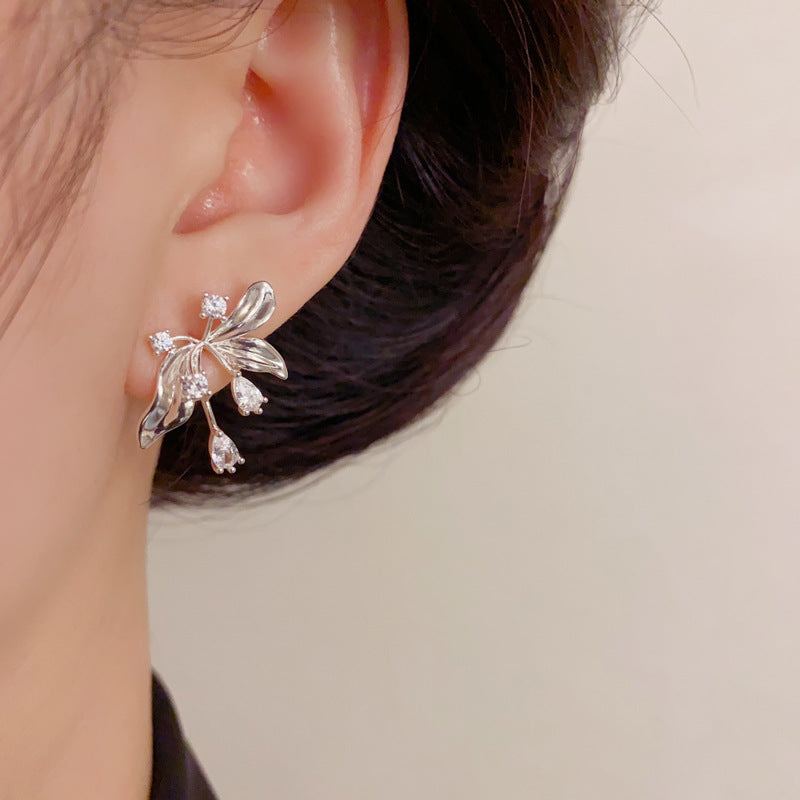 Luxury Zircon Iris Flower Stud Earrings – French Elegance Design