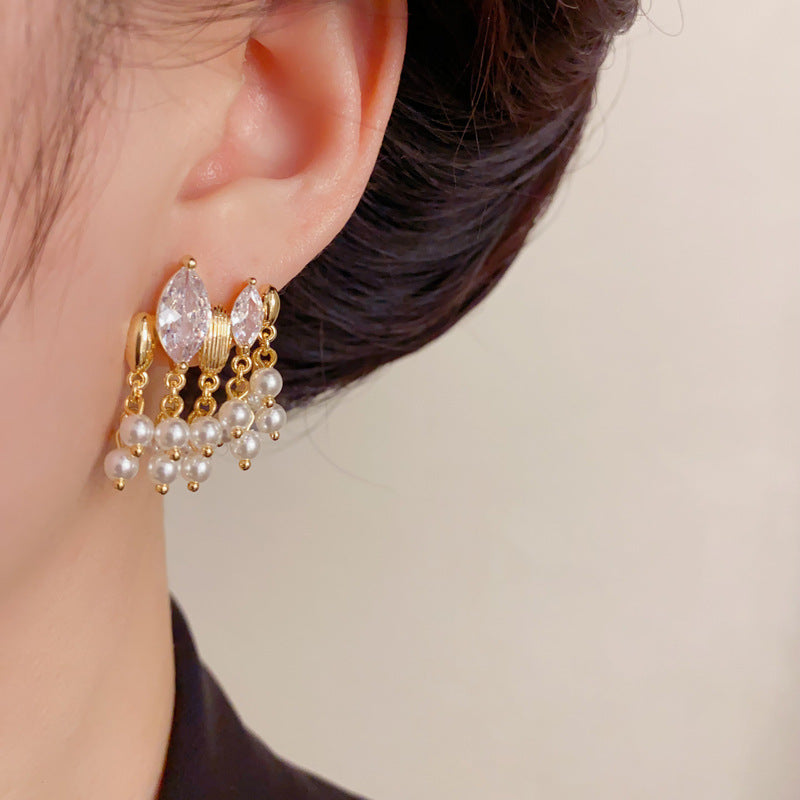 Elegant Geometric Pearl Tassel Drop Earrings – Minimalist Design