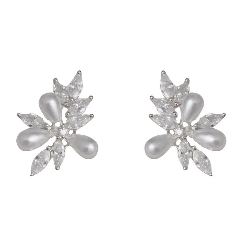 14K Gold-Plated Waterdrop Zircon Pearl Stud Earrings – Elegant Design