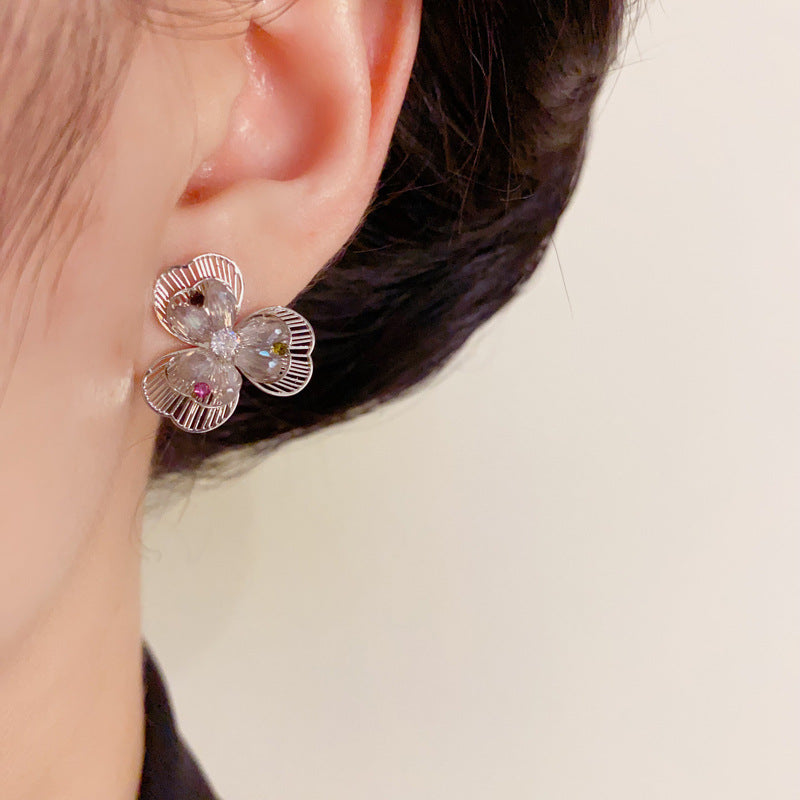 Elegant Openwork Crystal Petal Earrings –Floral Design